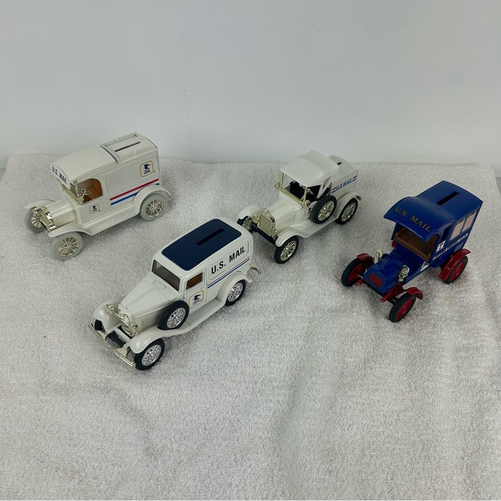 Set of 4 - VTG '87-90' ERTL U.S. MAIL Limited Edition Series die-cast bank cars. - Picture 1 of 16